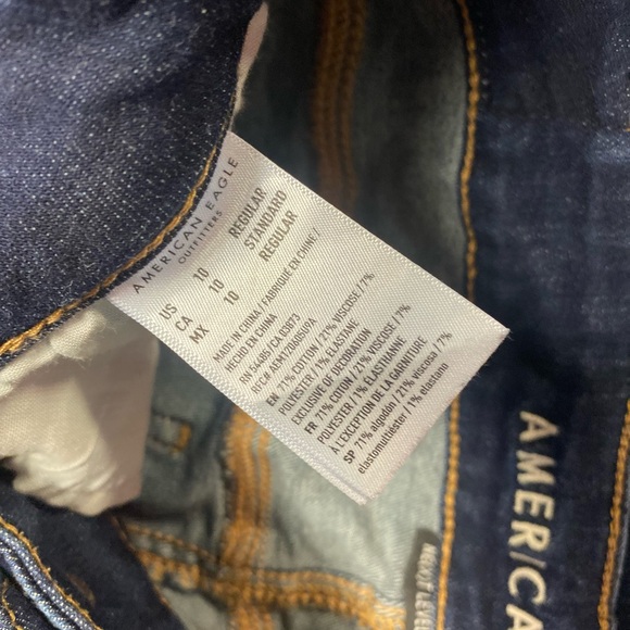 3/$25 American Eagle Dark Blue Skinny Jeans - Picture 4 of 4